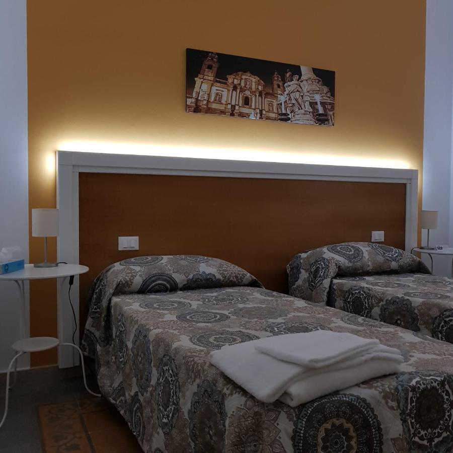 Aziz B&B Palermo Buitenkant foto